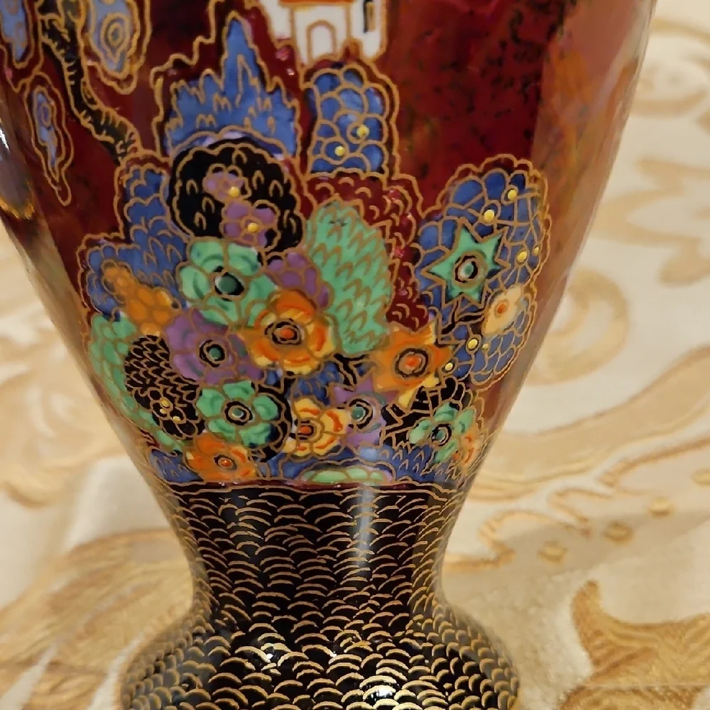 Exquisite Vintage Crown Devon Fieldings Art Deco 'Fairy Castle' Gold Gilded Vase